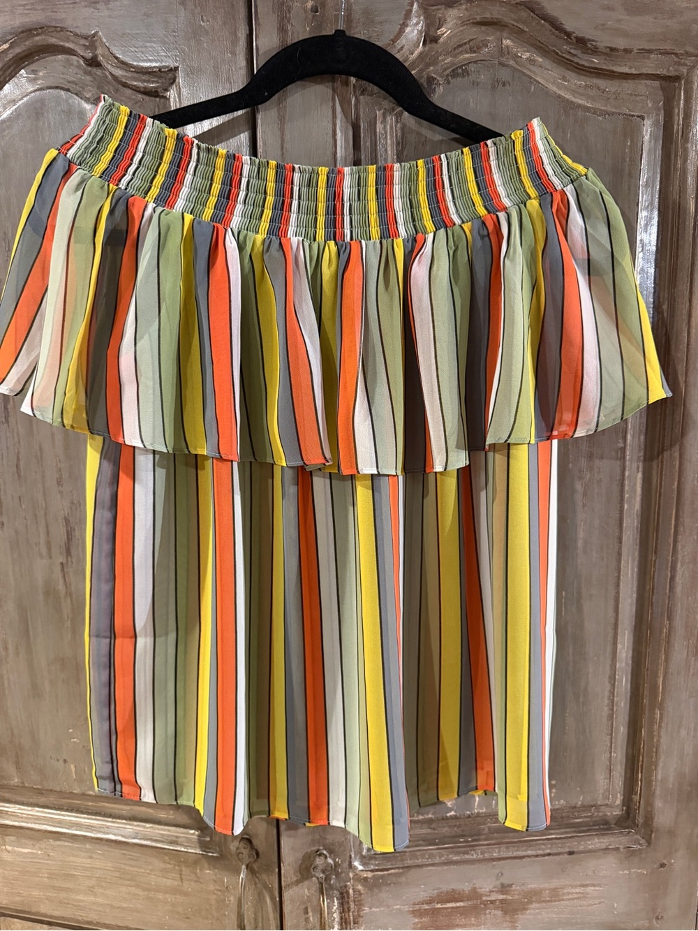 CAbi Carnival Top - EUC